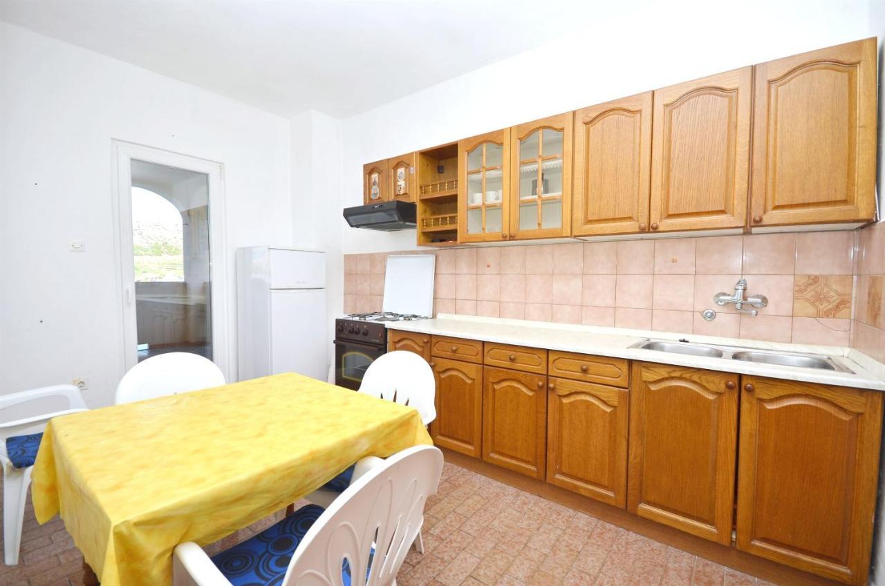Apartments Andelka Pag Town Bagian luar foto